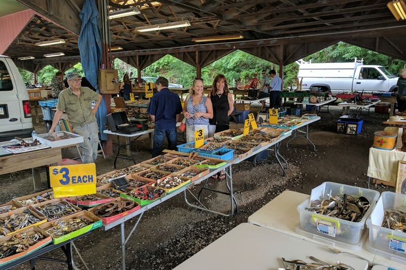 Treasure Hunters Find Paradise Indoors And Out At This New Jersey Flea Market