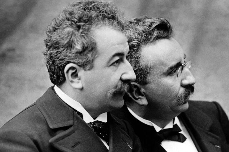 14 Famous Sibling Duos and Groups Who Changed History Together