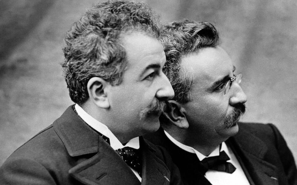 14 Famous Sibling Duos and Groups Who Changed History Together
