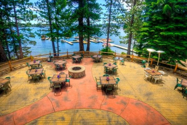 This Oregon Lake Retreat Rents Cozy Cabins and Boats With Dinner Served Right on the Shore