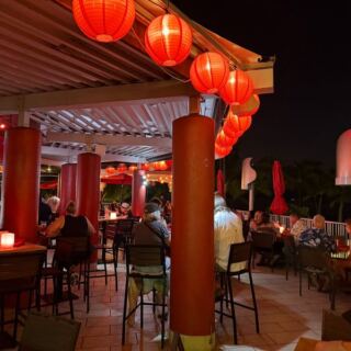 This Waikiki Oceanfront Hangout Pairs Live Music and a Hidden Lava Lounge Bar With Open-Air Ocean Views