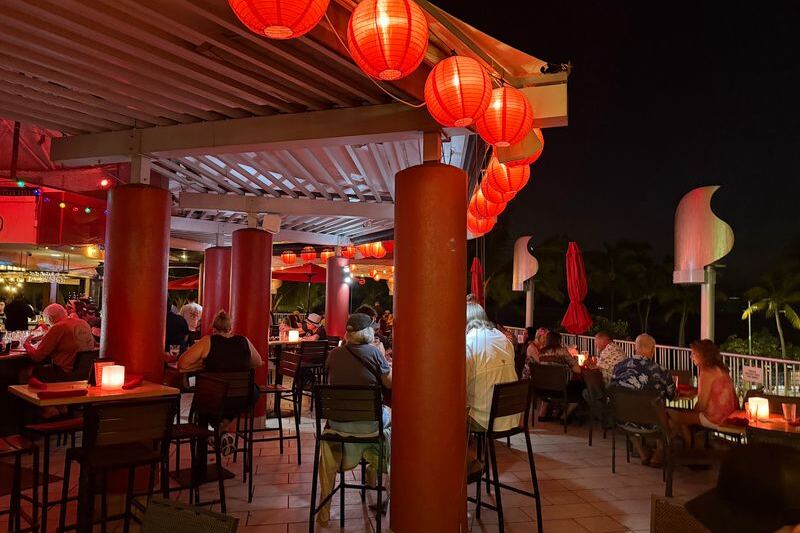 This Waikiki Oceanfront Hangout Pairs Live Music and a Hidden Lava Lounge Bar With Open-Air Ocean Views