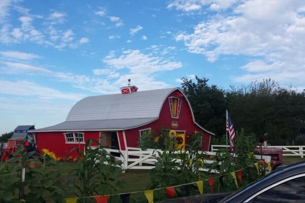 Seven Oklahoma Pumpkin Patches Worth a Fall Saturday Before the Season Wraps Up