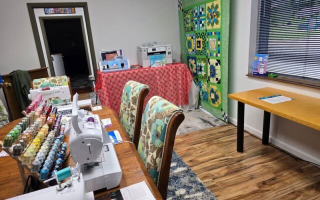Beginners Walk Out Knowing How to Quilt at This Small-Town Tennessee Sewing Studio