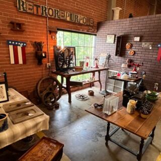8 North Carolina Antique Malls Where a Quick Look Around Turns Into a Whole Afternoon