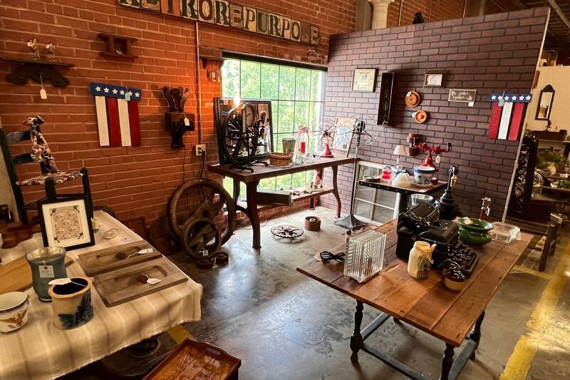 8 North Carolina Antique Malls Where a Quick Look Around Turns Into a Whole Afternoon