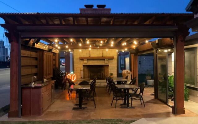 This Small-Town Oklahoma Steakhouse Serves Steaks Diners Call the Best They’ve Ever Had
