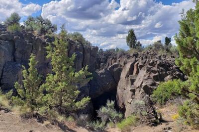 Oregon Has a Two-Mile Crack in the Earth So Deep You Walk Through It Like an Ant