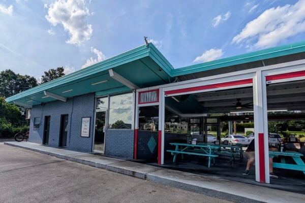 This South Carolina Drive-In Has Fed Locals for Over 40 Years, and Carhops Still Bring Burgers to Your Window