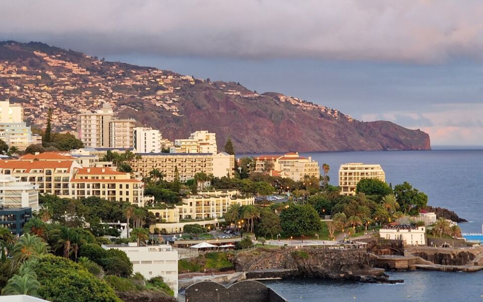 15 Underrated Destinations Where Autumn Sunshine Comes Without the High Prices