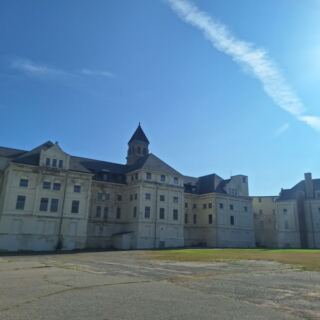 This Abandoned Minnesota Asylum Has Earned a Reputation as One of the Eeriest Places in the State