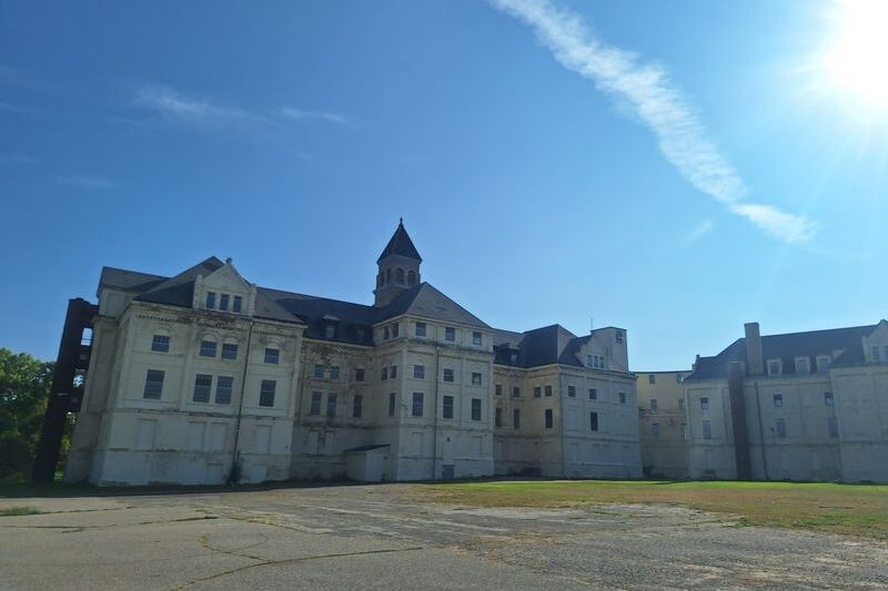 This Abandoned Minnesota Asylum Has Earned a Reputation as One of the Eeriest Places in the State