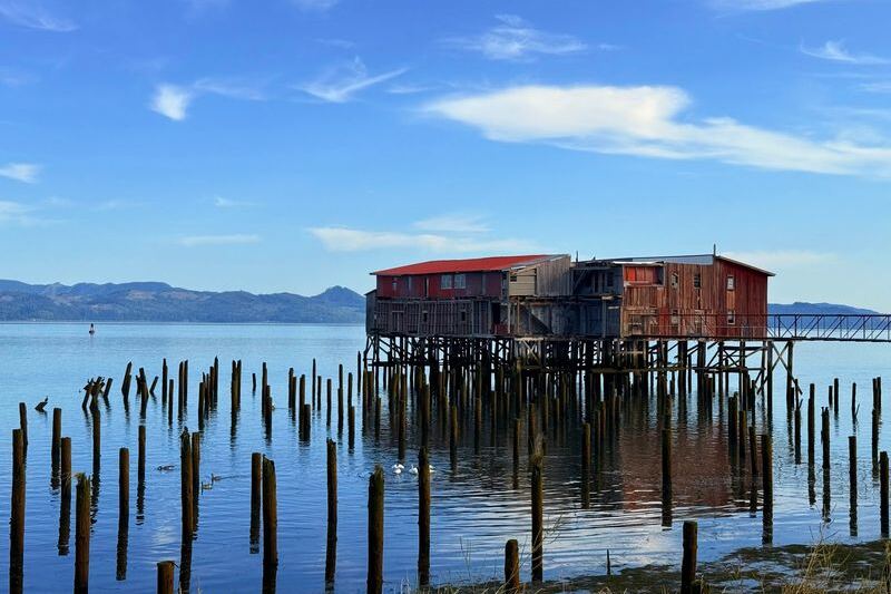 These 9 Oregon Coast Towns Got So Popular That Locals Now Plan Around the Crowds