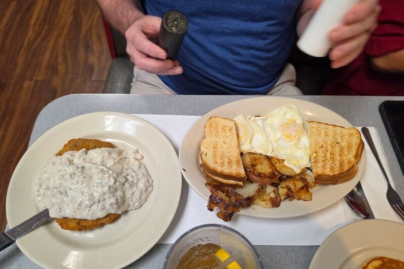 11 Florida Diners Where a Full Breakfast Plate Still Costs Less Than a Fancy Latte