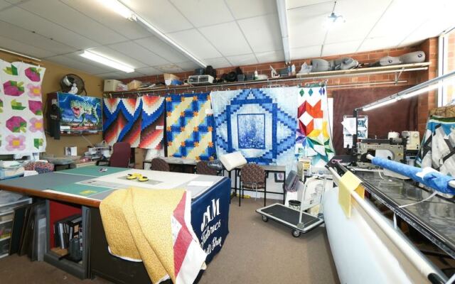 Those Unfinished Quilts Finally Get Done at This Tiny North Carolina Quilt Shop