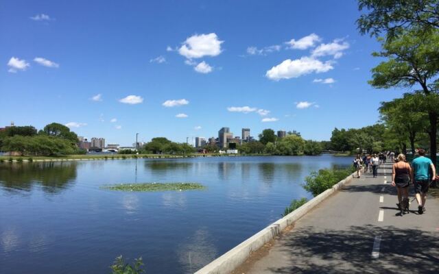 Spend a Whole Day Along This Paved Massachusetts Riverfront Path With City Views and Kayak Rentals