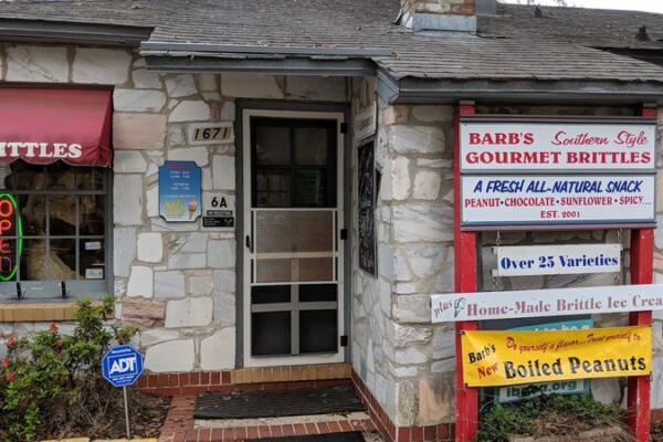 Why Do Panhandle Drivers Keep Pulling Over at These 9 Florida Boiled Peanut Stands?