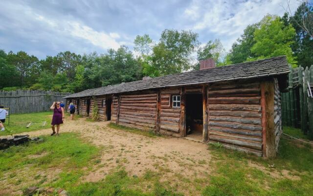 Fur Traders Once Crowded This Minnesota River Site, And Costumed Guides Still Tell Their Story