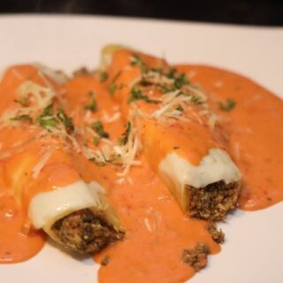 11 Italian Spots In The Houston Suburbs Serving Pasta That Tastes Like Someone Cared