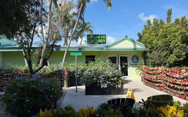 Nobody Expects Key Lime Pie This Good From a Tiny Bakery in Islamorada, Florida