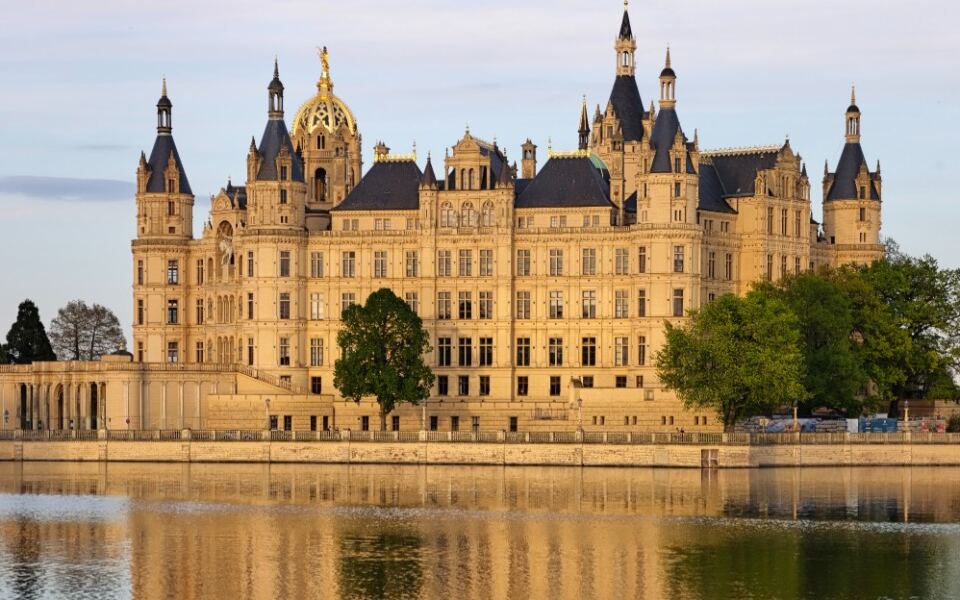 15 German Castles That Rival the Famous Neuschwanstein