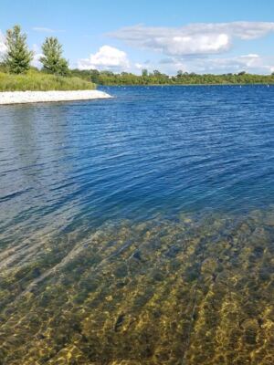 The Water At This Hidden Northern Illinois Lake Is So Clear It Looks Tropical