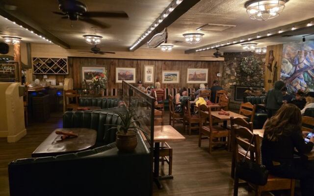 Cactus Fries And Elk Chops Under Cowboy Murals Make This Arizona Steakhouse Worth The Drive