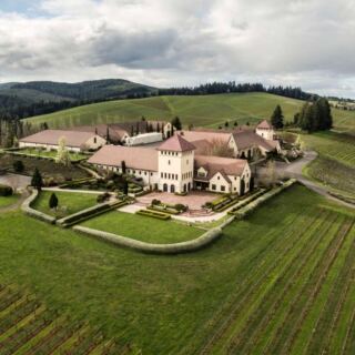 15 Incredible Wineries Across the US Wine Lovers Keep Coming Back To