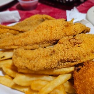 13 Arkansas Restaurants Where Fried Catfish Is Still King