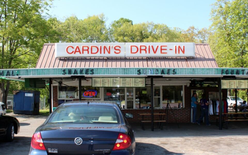 Carhops Still Serve Bacon Cheeseburgers and Homemade Milkshakes at This Old-School Tennessee Drive-In