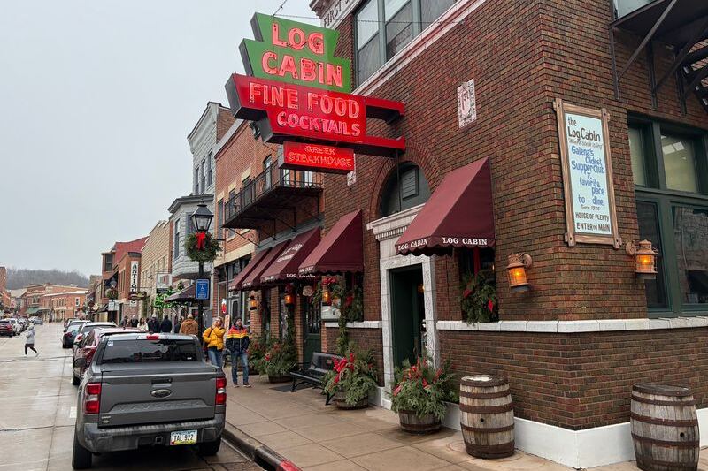 These 9 Illinois Small-Town Restaurants Have Been Feeding Locals For Over 50 Years