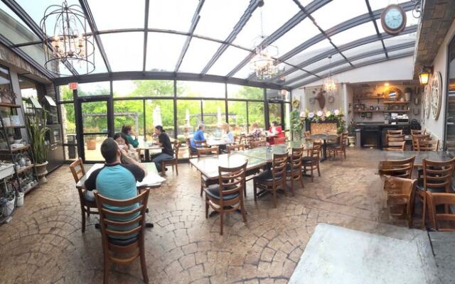 Inspirations Tea Room in Edmond, Oklahoma, Serves Lemon-Curd Scones Under a Glass Roof
