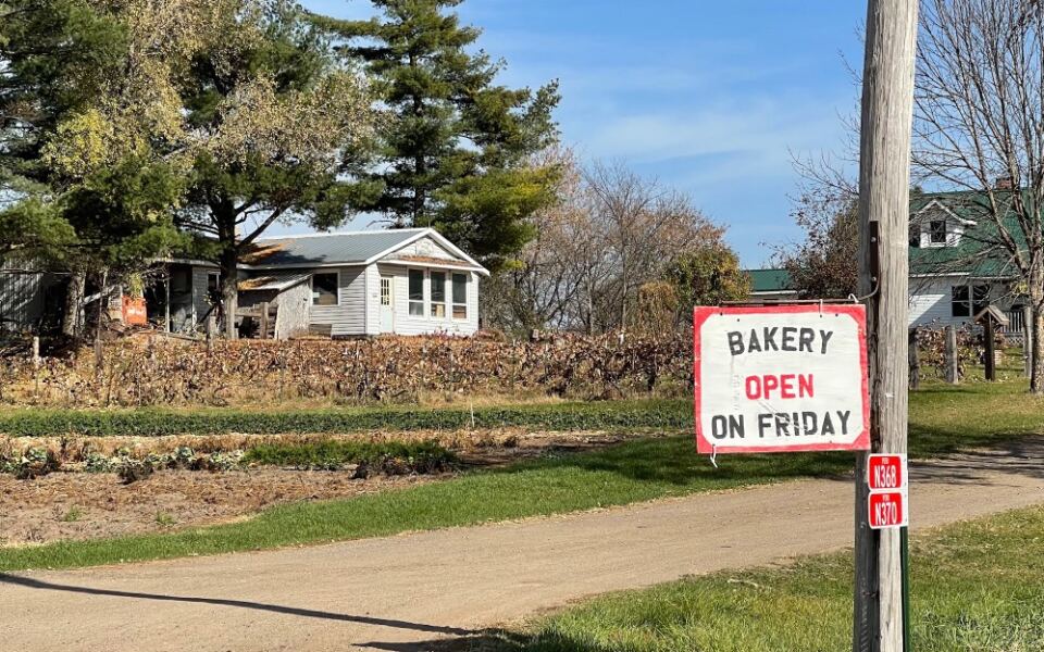This Quiet Wisconsin Amish Bakery Fires Up Bread and Raspberry Cream Pie Only on Fridays