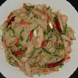 13 Delicious Noodle Dishes From Around the World