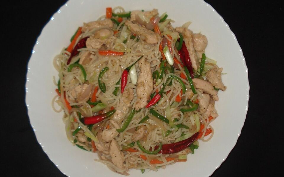 13 Delicious Noodle Dishes From Around the World