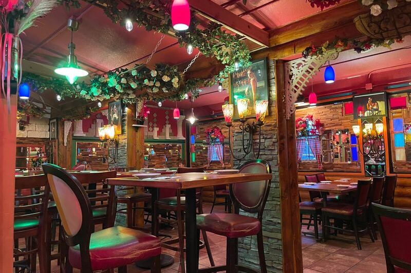 This Minnesota Italian Restaurant Books Up a Month Ahead, and One Dinner Shows You Exactly Why