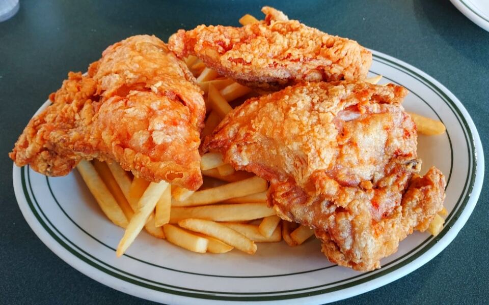 These Michigan Fried Chicken Spots Have Serious Local Followings