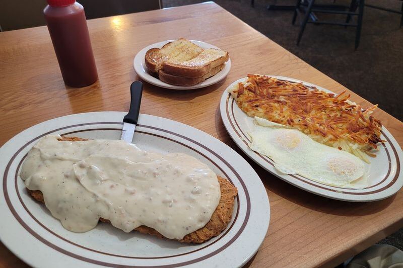 Crispy, Gravy-Smothered Chicken Fried Steak Makes This Small-Town Oregon Diner Worth the Drive