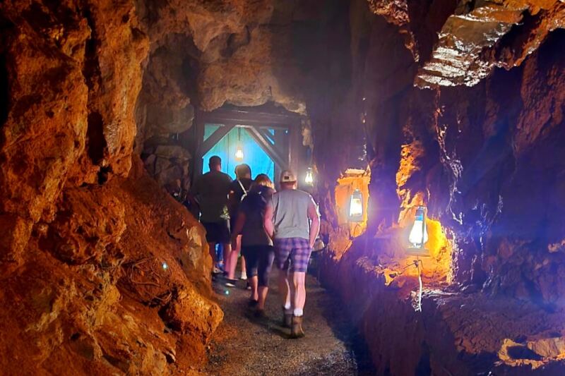 This Pennsylvania Cave Lets You Walk Beside a 400-Million-Year-Old Reef