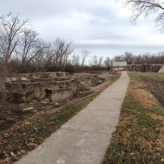 This Illinois Trail Walks You Right Up To The Crumbling Ruins Of A Forgotten Industrial Town