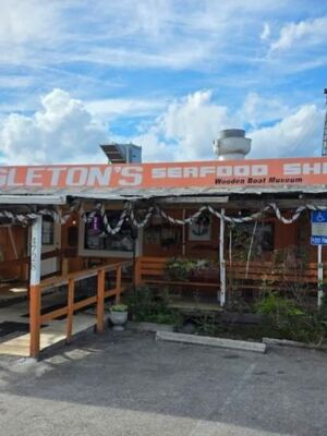 11 Florida Fish Camps and Seafood Spots Where the Hush Puppies Alone Are Worth the Drive