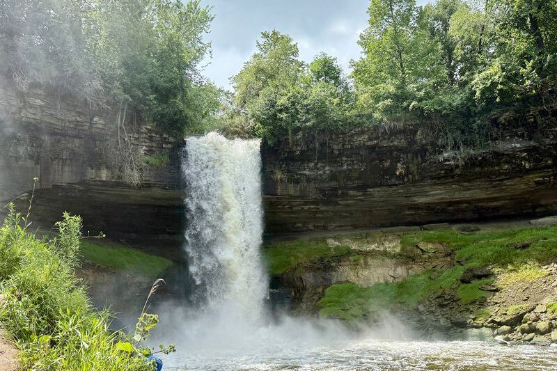 9 Easy Minnesota Trails Where Late-Fall Woods Still Look Like a Movie Set Before the Snow