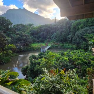 This Hawaii Restaurant Serves Giant Prime Rib With Breathtaking Mountain Views