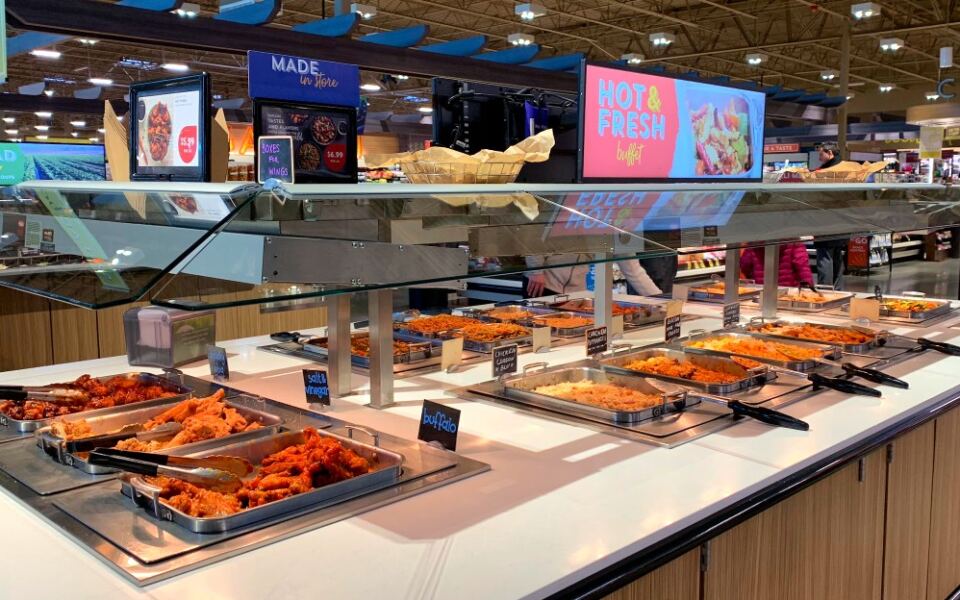 12 Grocery Stores Offering Thanksgiving Dinners From $30 in 2026
