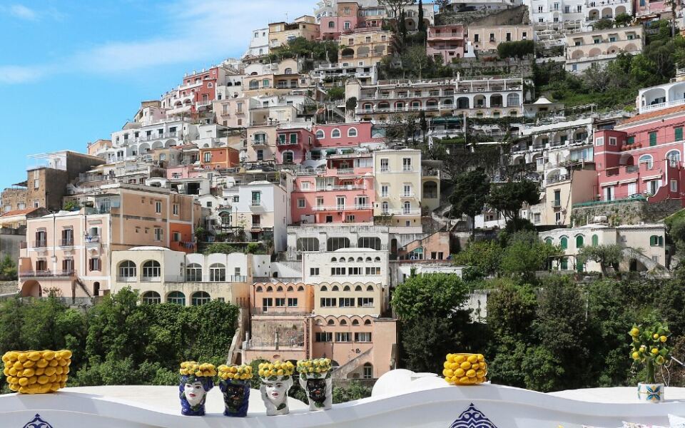 13 European Towns Built in Places That Seem Almost Impossible