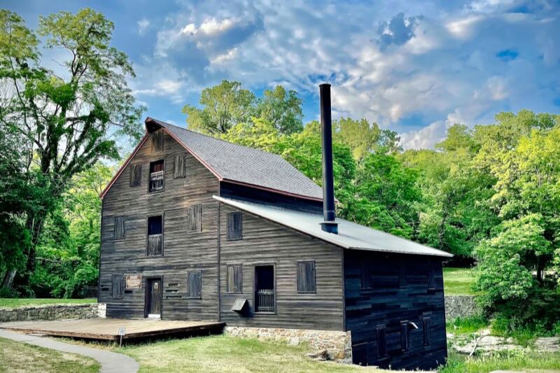 This Iowa State Park Hides Towering Sandstone Cliffs And A Historic 1848 Mill