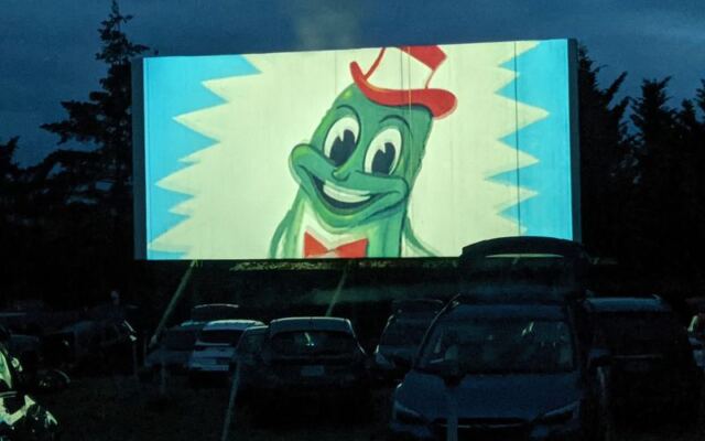 Why a 72-Year-Old Oregon Drive-In Still Packs Cars Under the Stars Every Weekend
