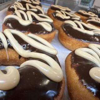 This Small-Town Oklahoma Donut Shop Turns Out Donuts Worth Leaving the Highway for on Your Way to Beavers Bend
