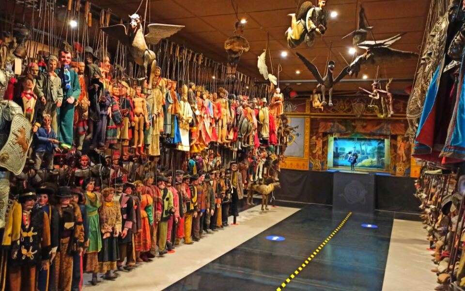 13 Puppet Wonderlands With Knights, Dragons, and Muppets