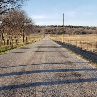 A Strange Gravity Hill Near Oklahoma Roads Pulls Your Parked Car Uphill, According to Local Lore